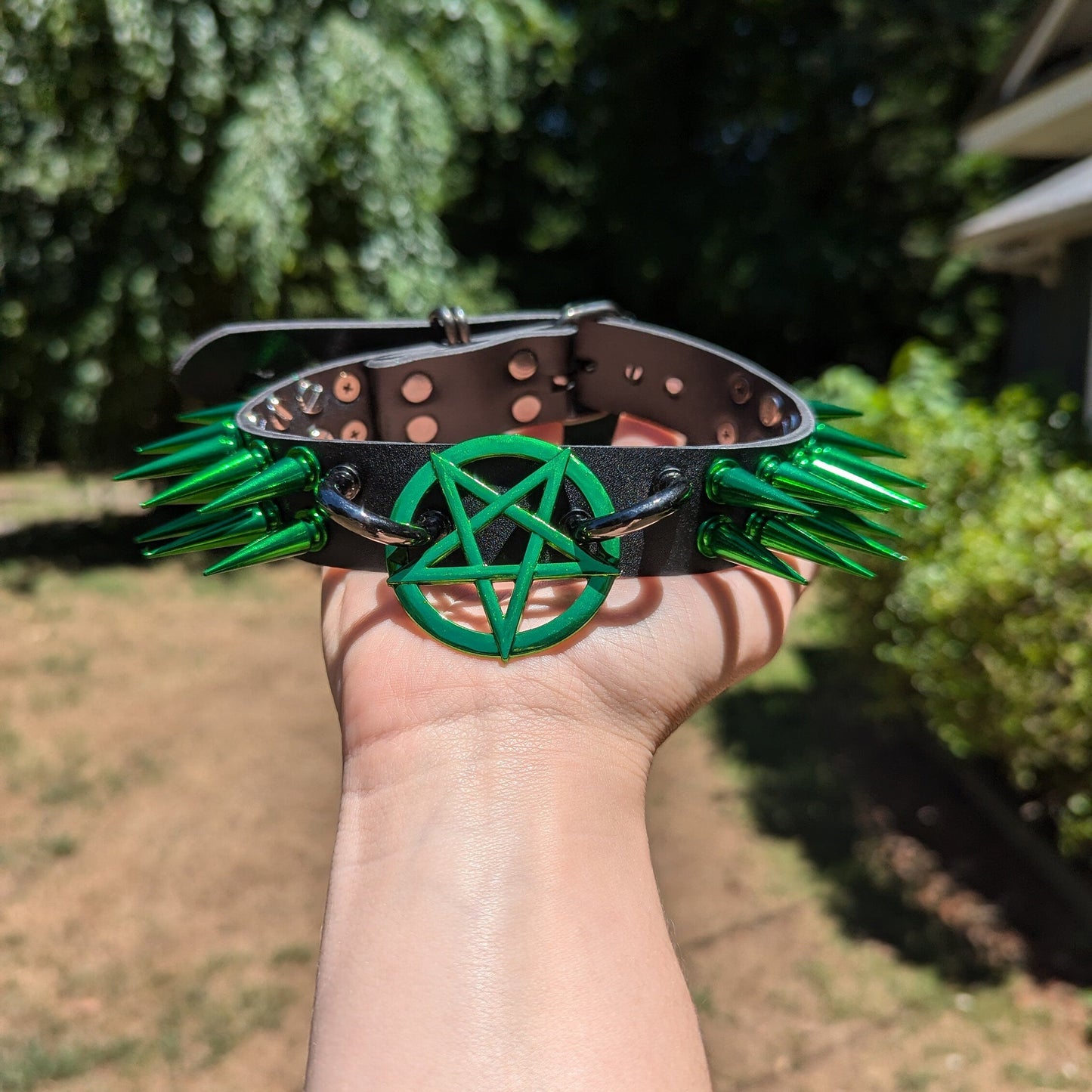 Green Pentagram Choker