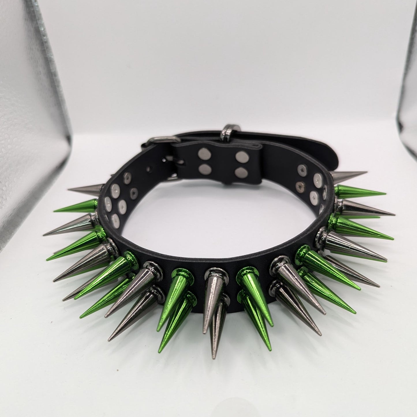 Green // GunMetal Choker