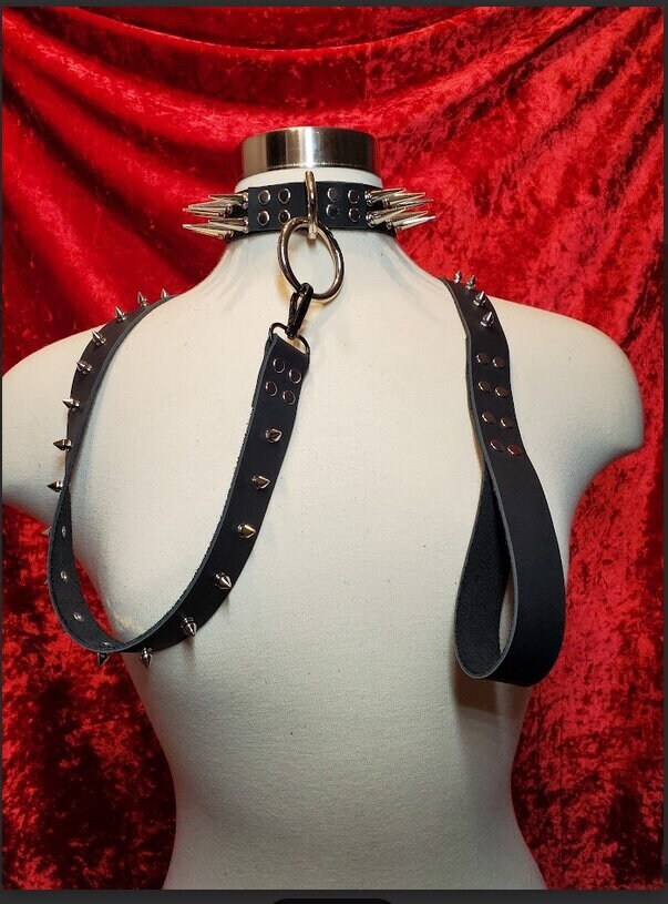Spiked Leather Leash