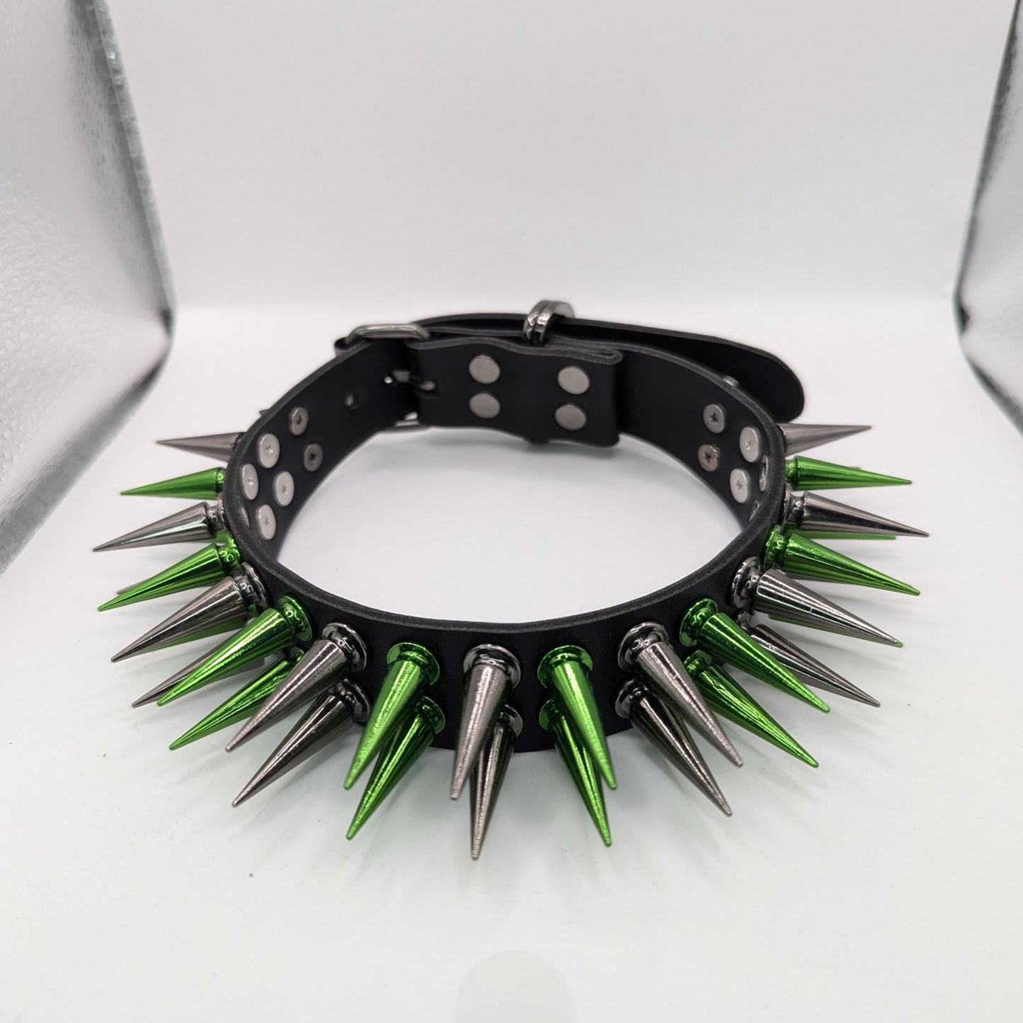 Green // GunMetal Choker