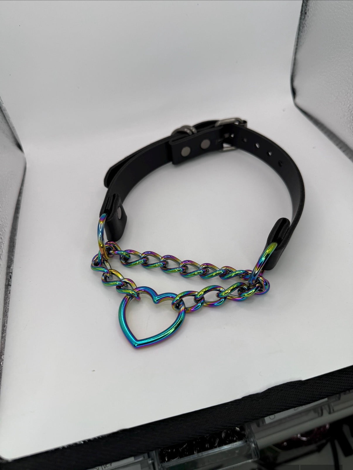 Rainbow Heart Martingale Choker