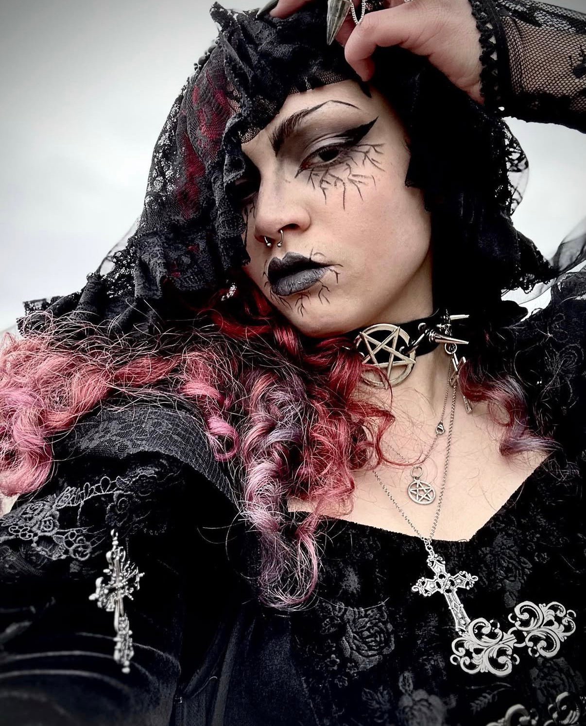 Silver Pentagram Choker