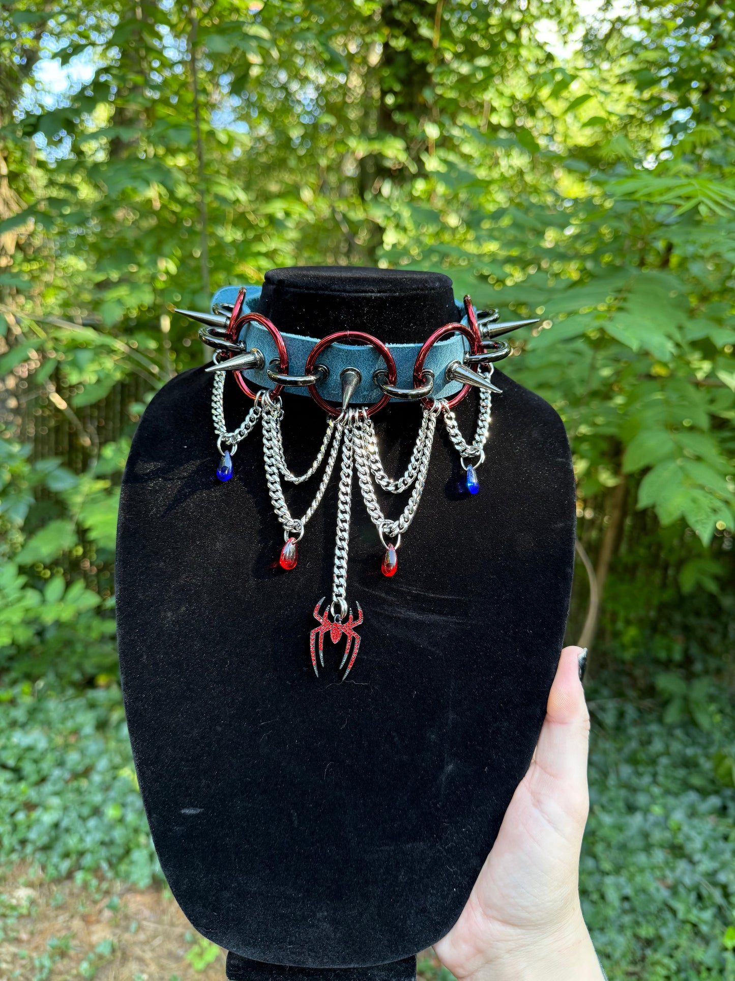 Spidey Choker