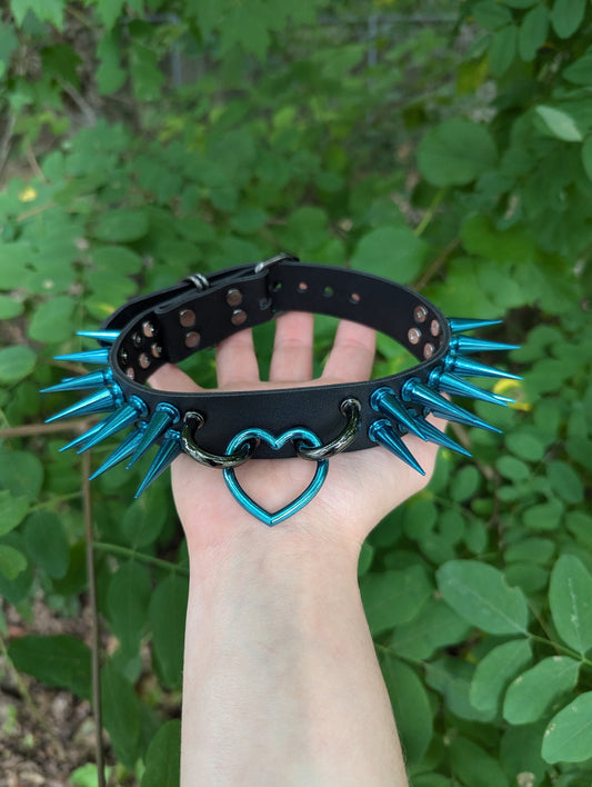 Blue//Black Heart Choker