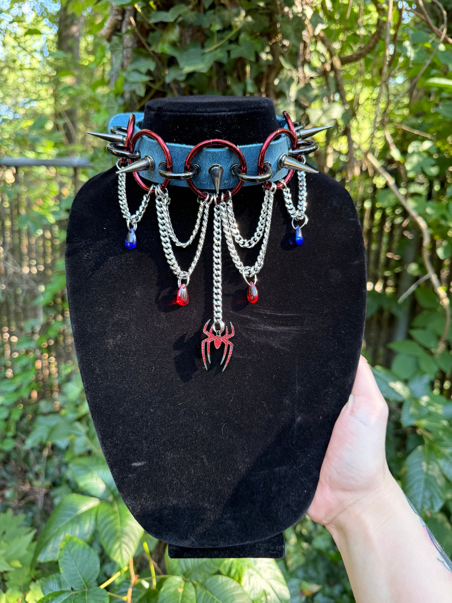 Spidey Choker