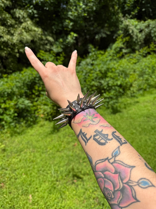 1" Silver Spiked Bracelet