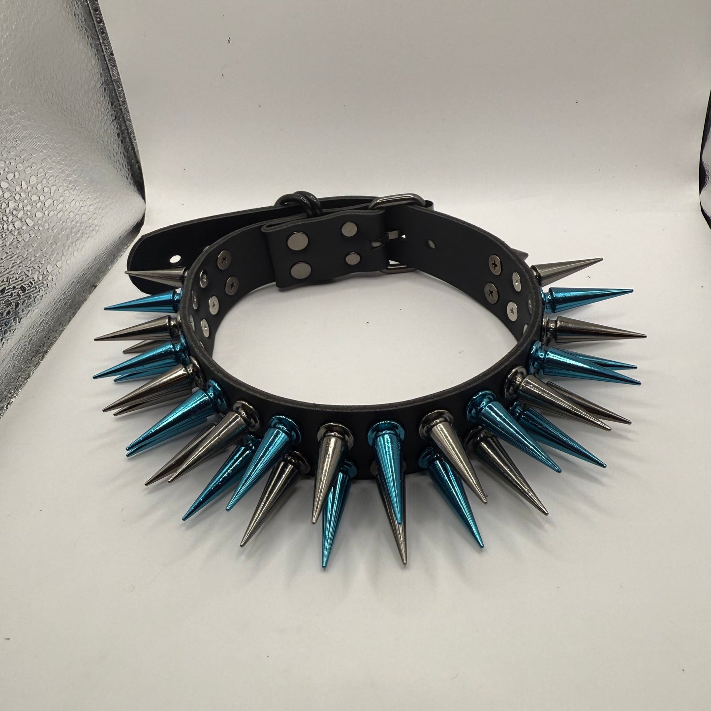 Blue // Black Spiked Choker