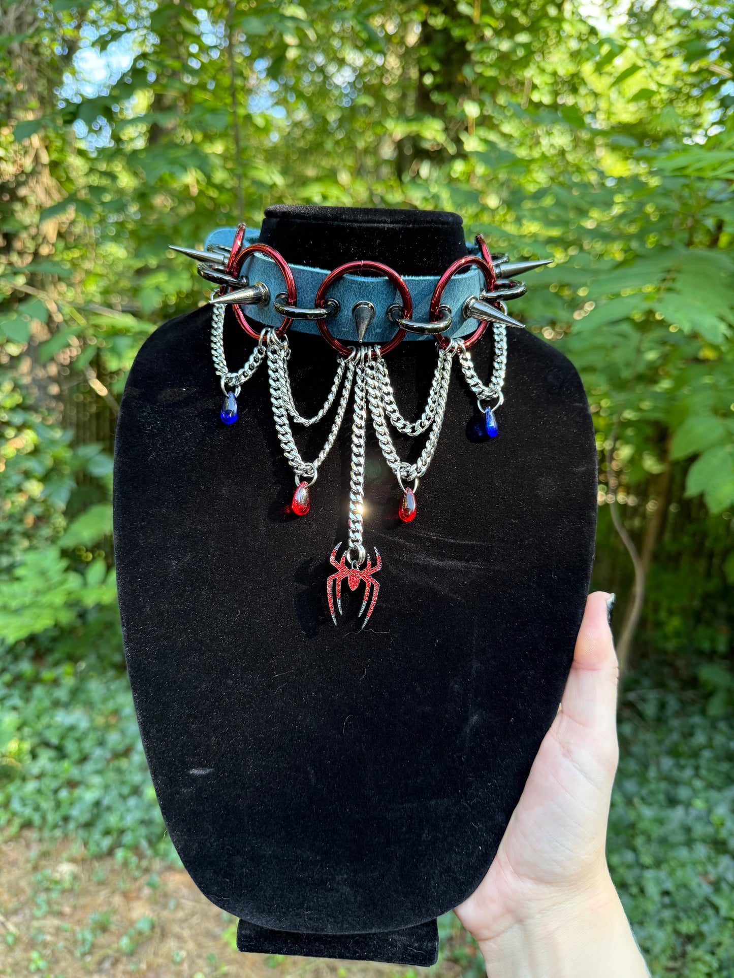 Spidey Choker