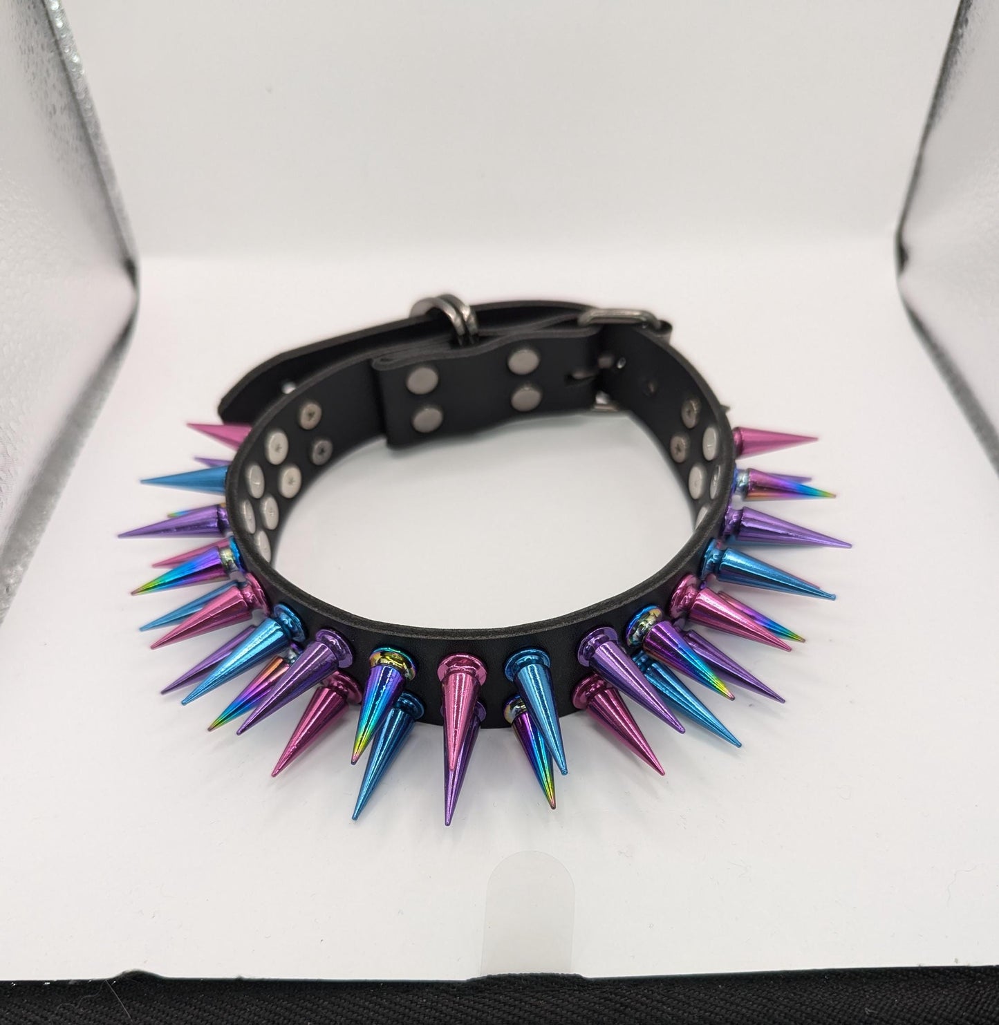 Spiked Choker "Pink Magma"