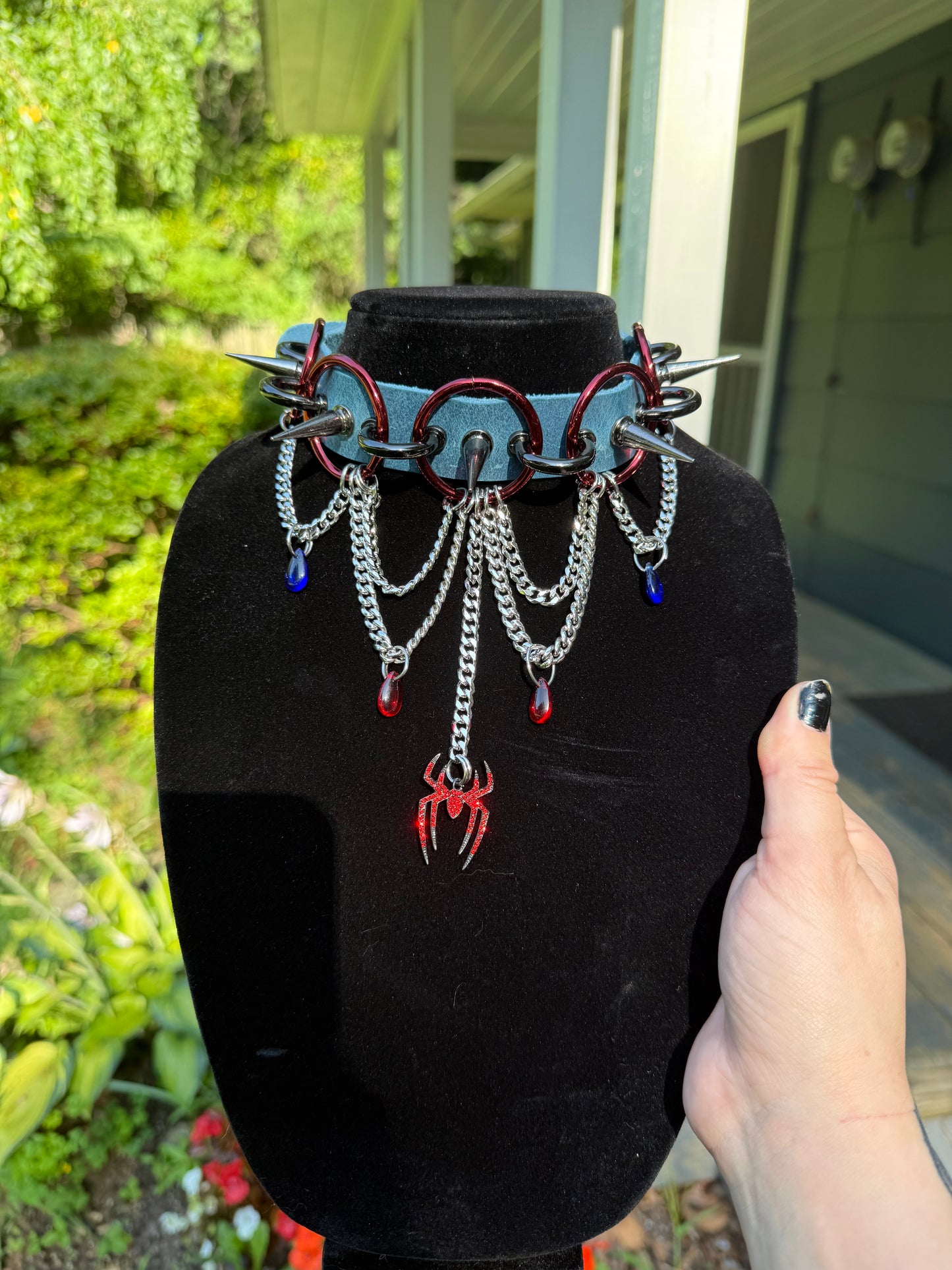 Spidey Choker