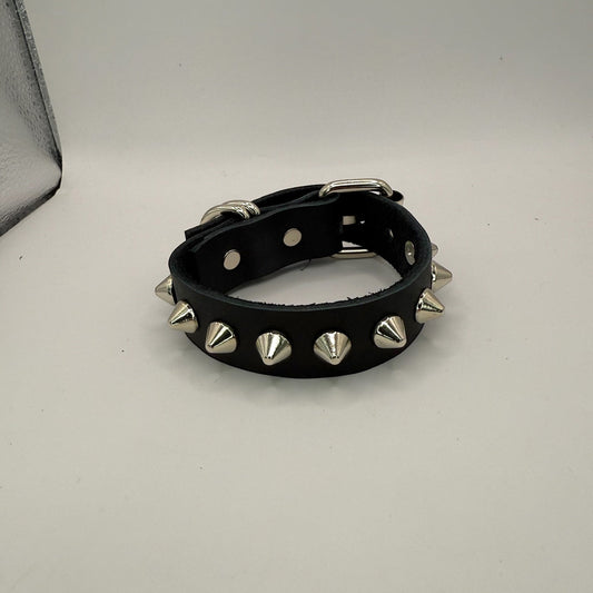 3/4" width Leather Bracelet