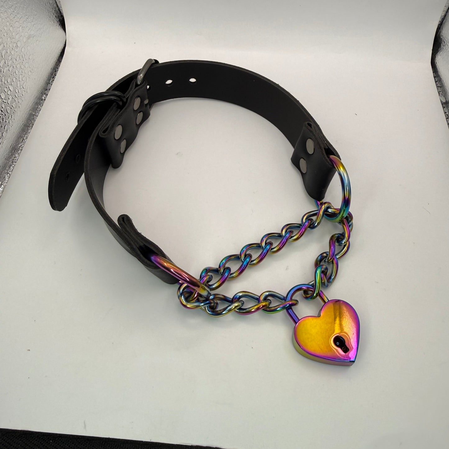 Padlock Chokers - Metallic Heart