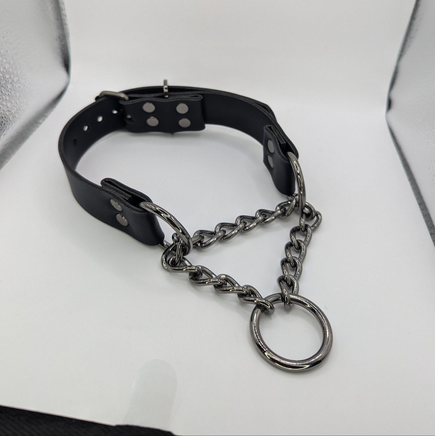 GunMetal // Black Martingale Choker