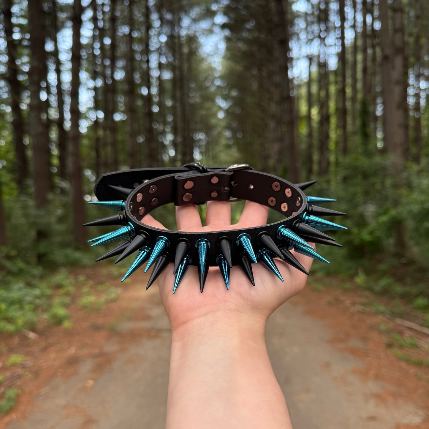 Blue // Black Spiked Choker