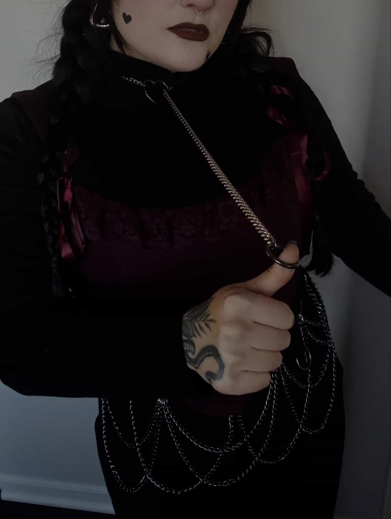 Black or GunMetal Heart Slip Chain Necklace