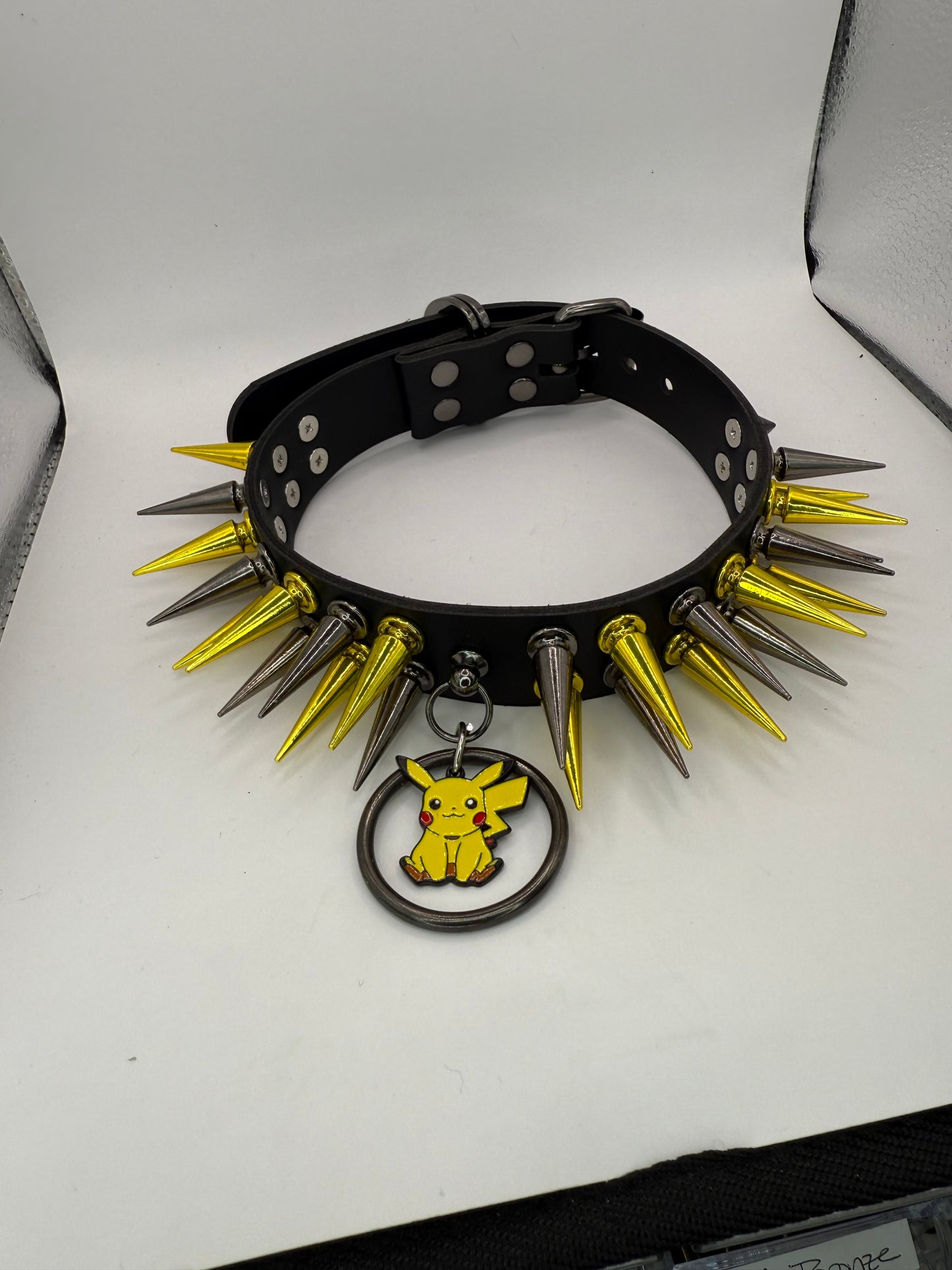 “Thundershock” Collar