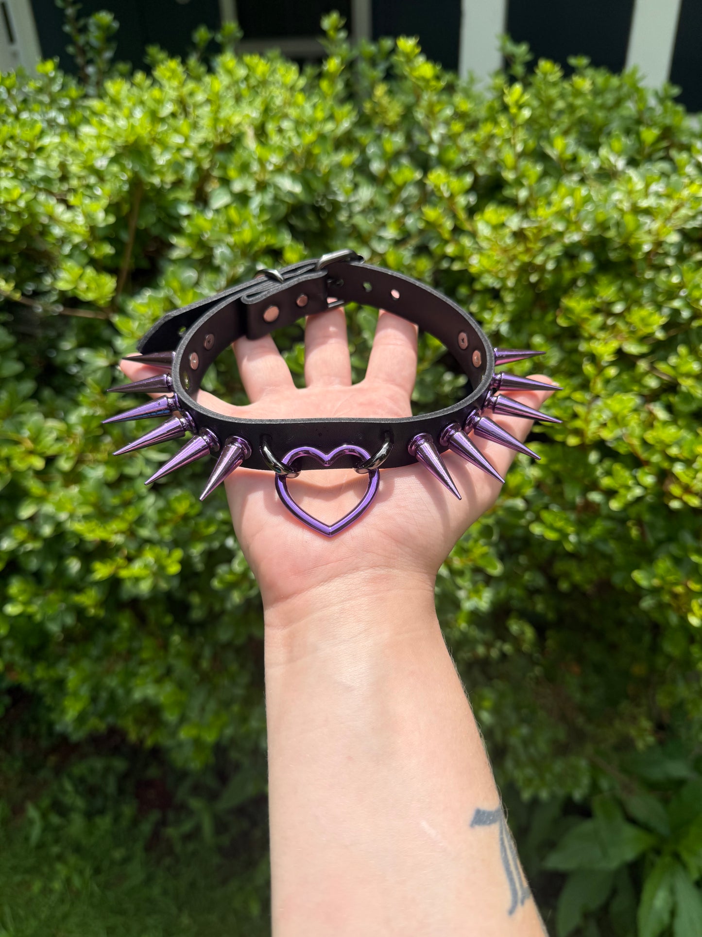 Thinner Heart Choker