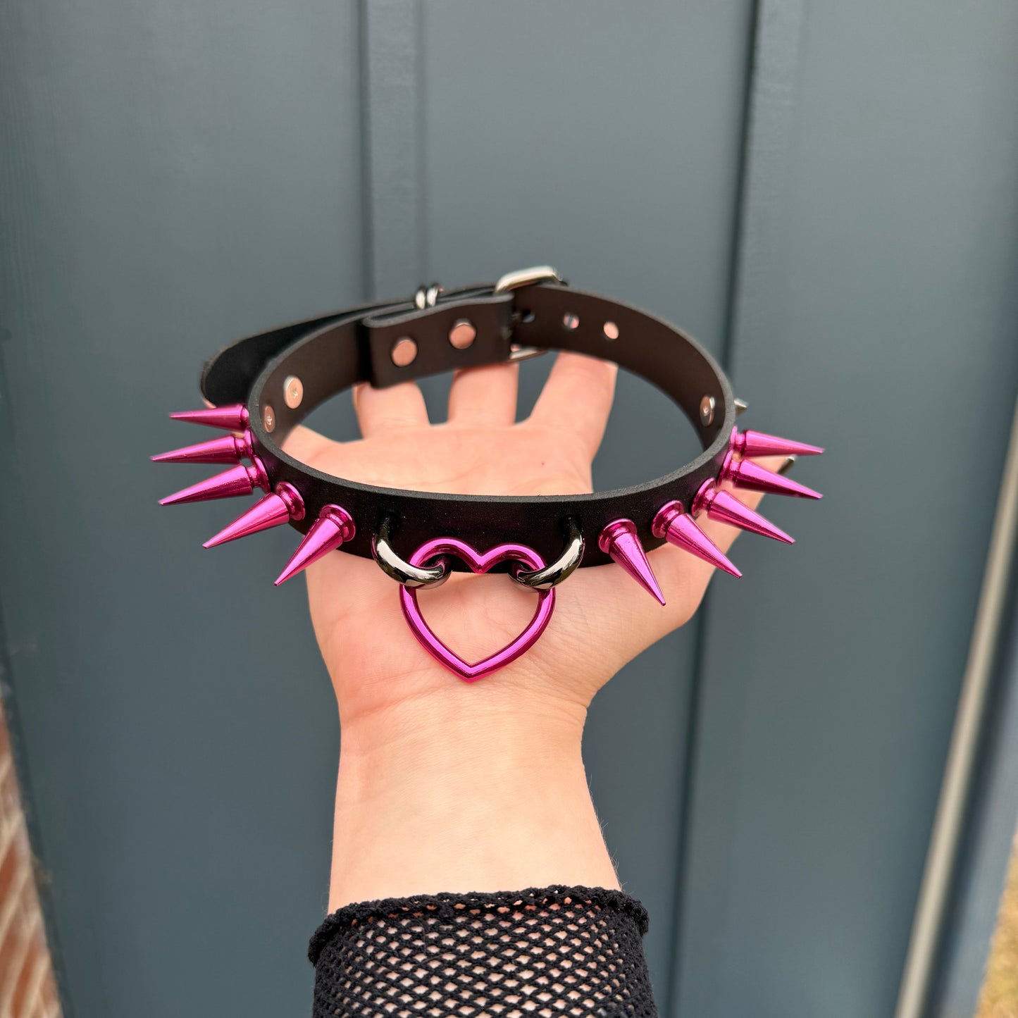 Thinner Heart Choker