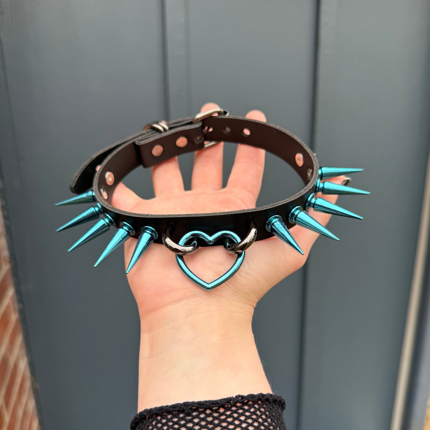 Thinner Heart Choker