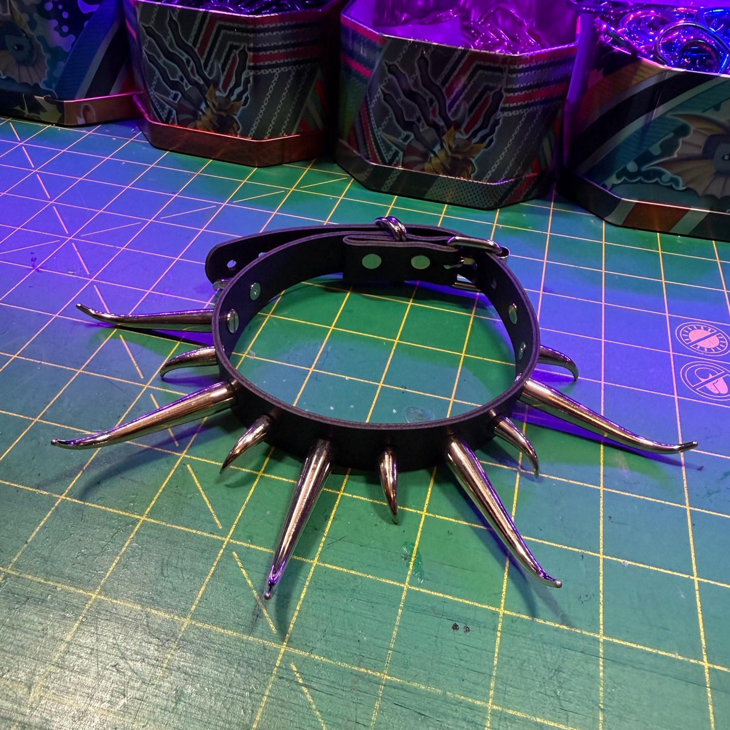 XL Cat Claw Spike Collar