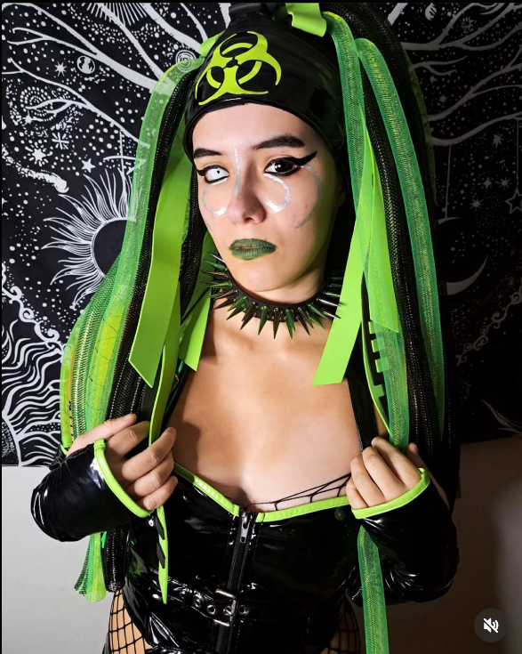Green // Black Spiked Choker