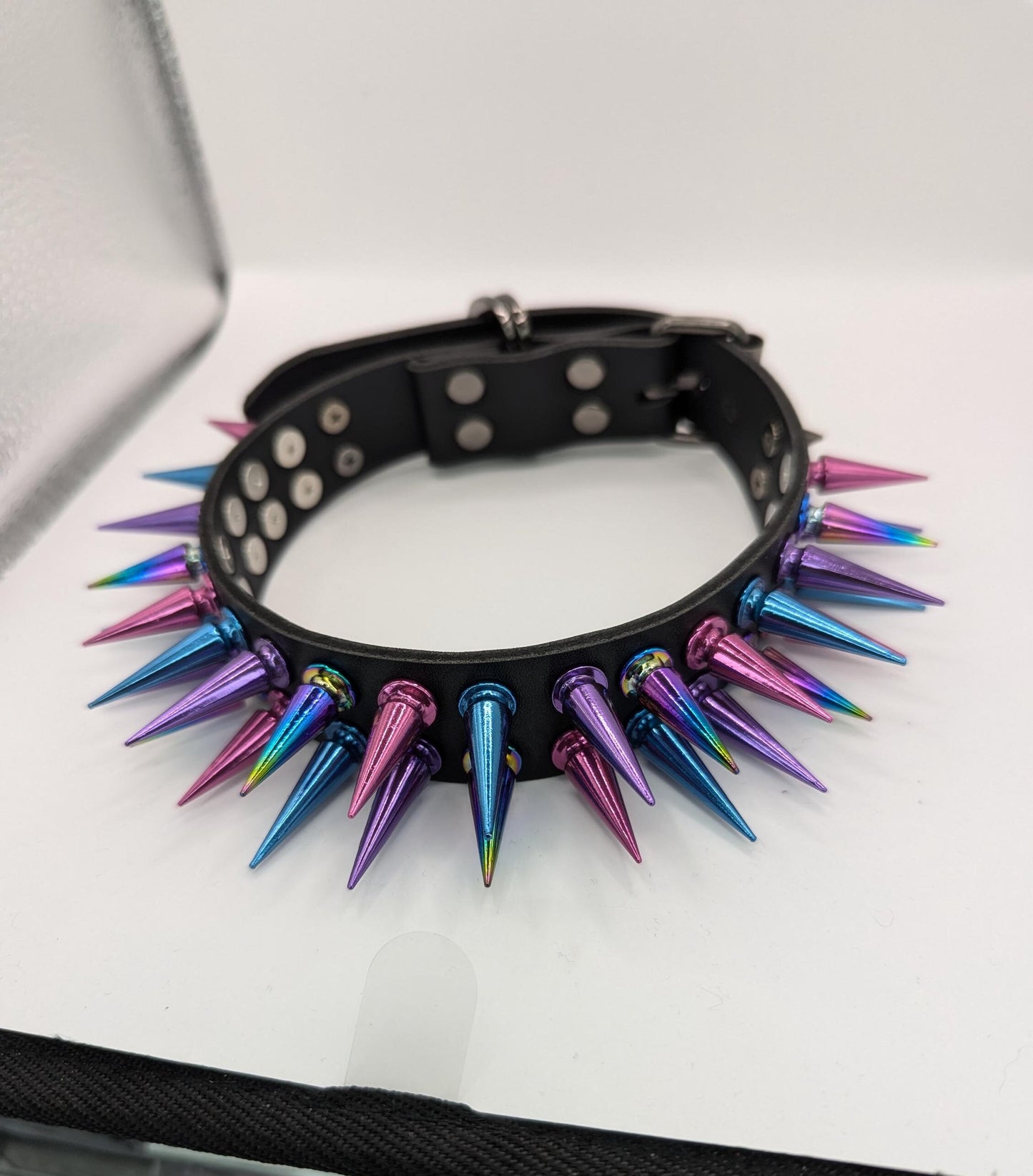 Spiked Choker "Pink Magma"
