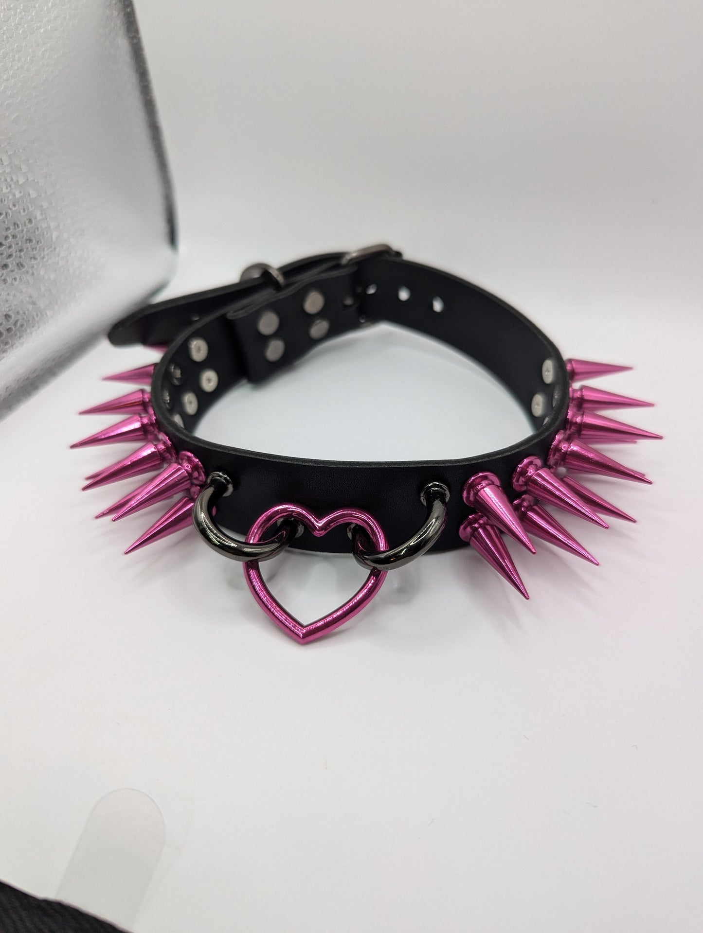 Hot Pink//Black Heart Choker