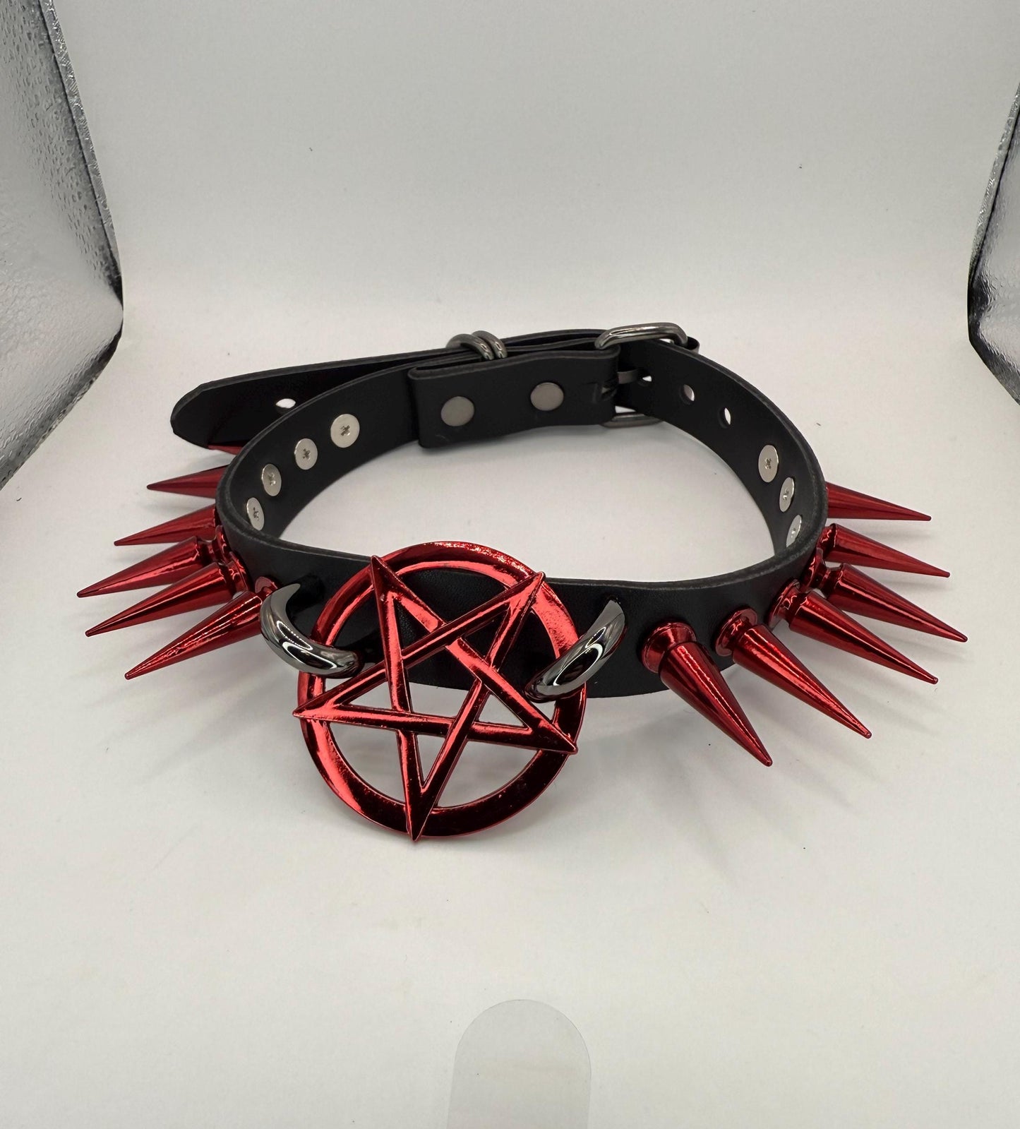 Thin Pentagram Spiked Choker