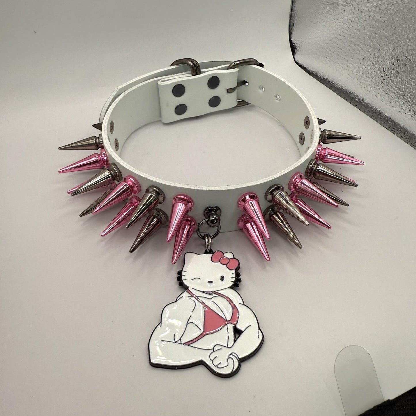 Buff Hello Kitty Choker