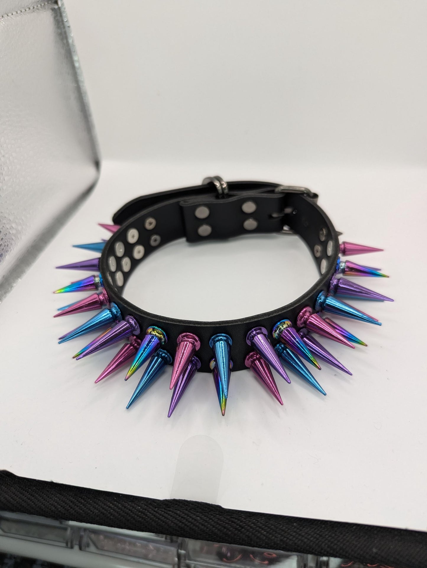 Spiked Choker "Pink Magma"