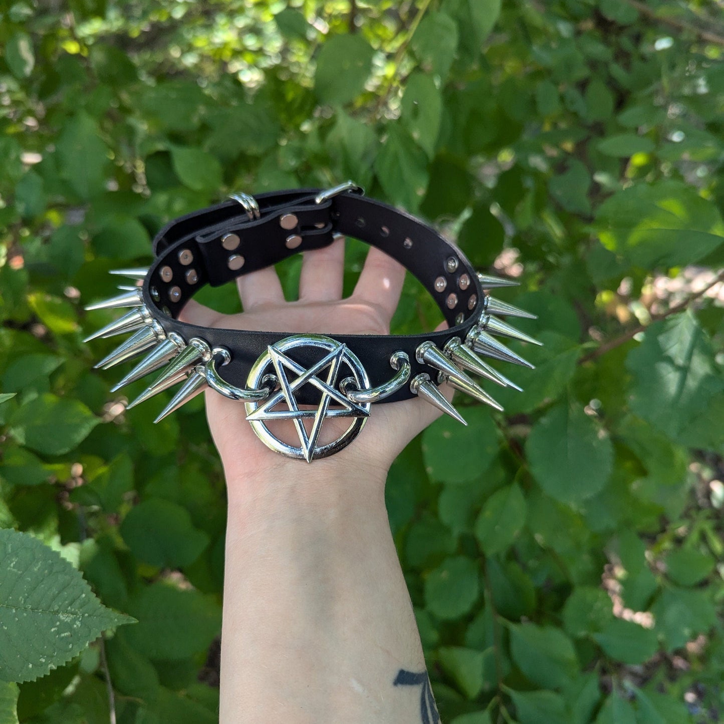 Silver Pentagram Choker
